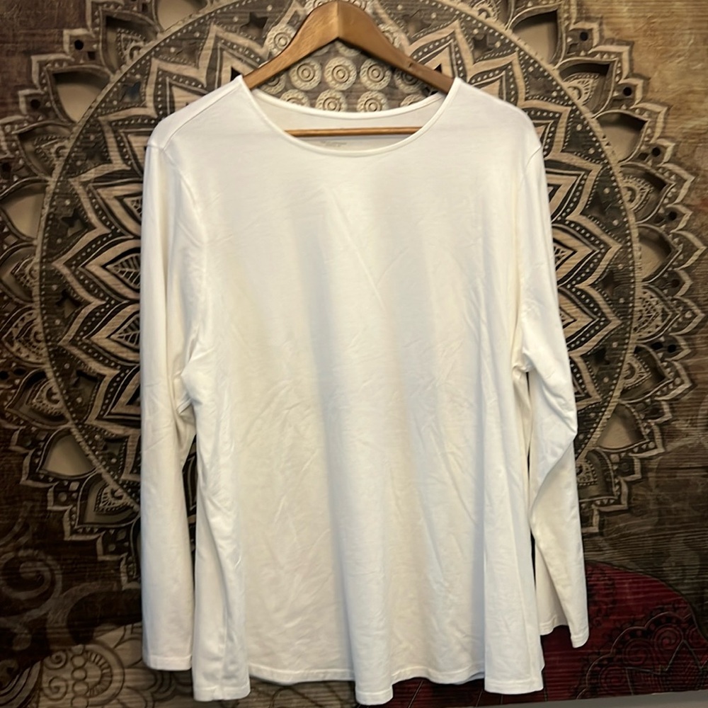 PURE JILL LONG-SLEEVE SHIRTTAIL TEE PIMA COTTON SPANDEX FLARED WHITE TOP